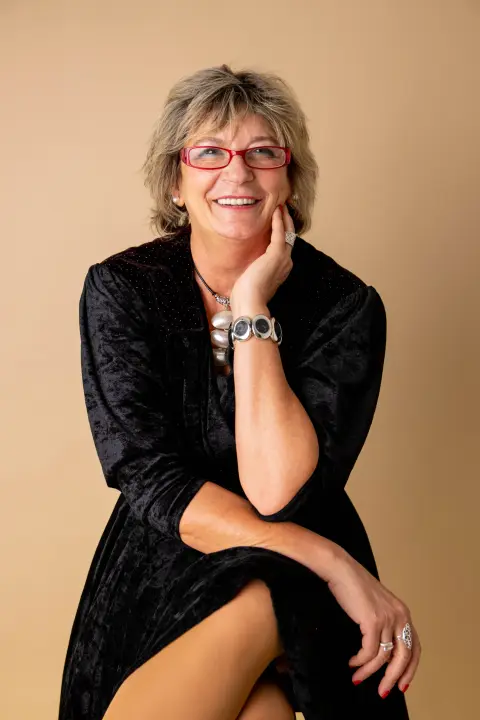 Emese - Egyéni fotózás